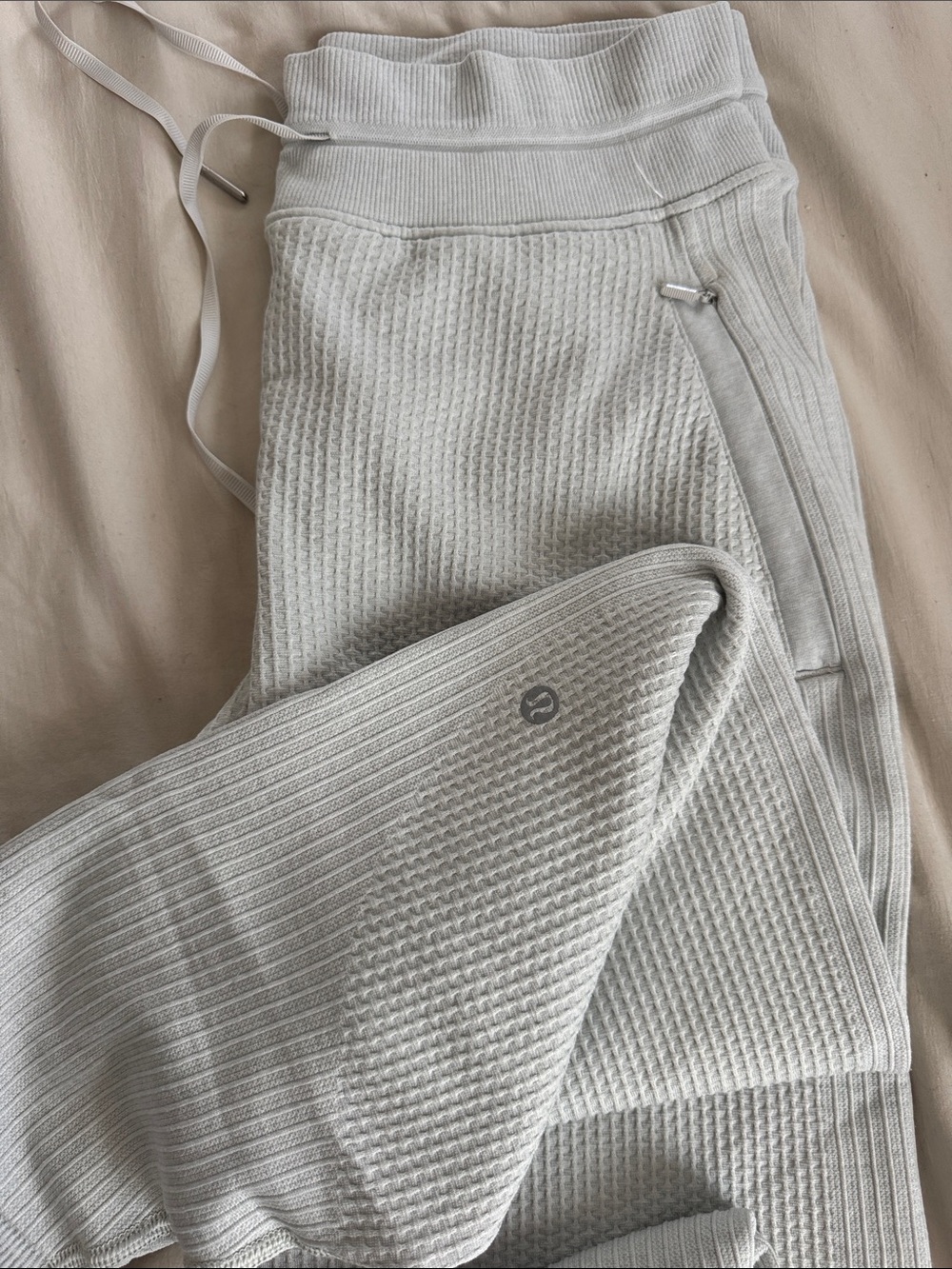 lululemon athletica Light Gray Waffle-Knit Joggers